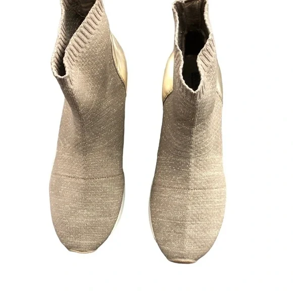 Michael Kors Skyler Boots wedge sneaker pull on size 6 - Picture 2 of 10